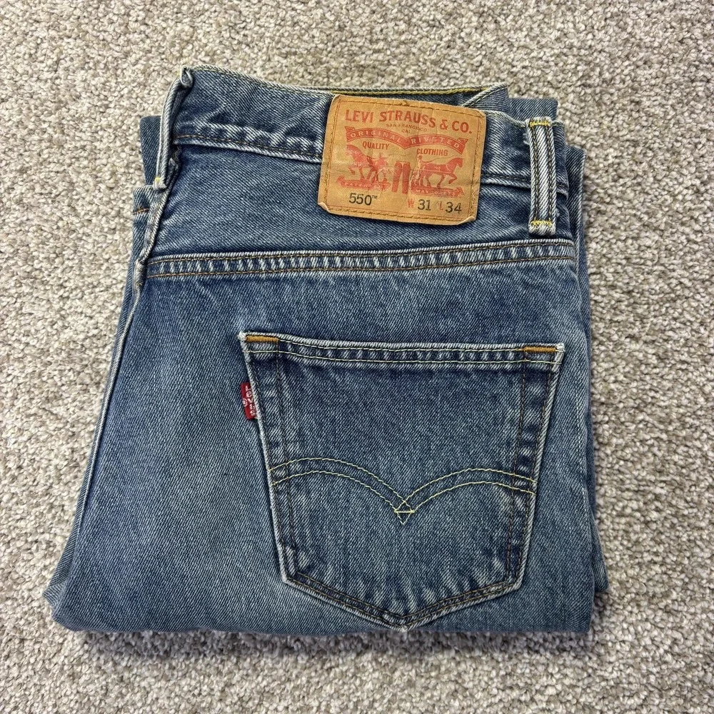 Levis‎ 550 Jeans Mens 31x34 Blue Medium Wash Relaxed Tapered Denim Workwear Y2K